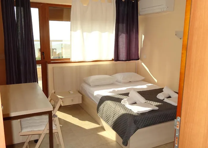 кабакум * 瓦爾納